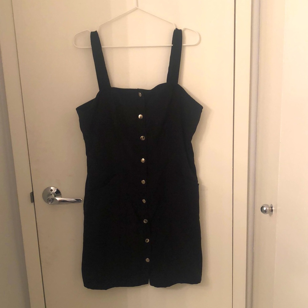 Black corduroy button up jumper w/ pockets